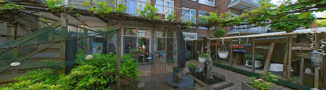 Bekijk 360° foto van Achtertuin van Thomsonlaan 221