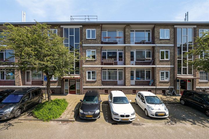 Bekijk foto 31 van Vermeerstraat 12