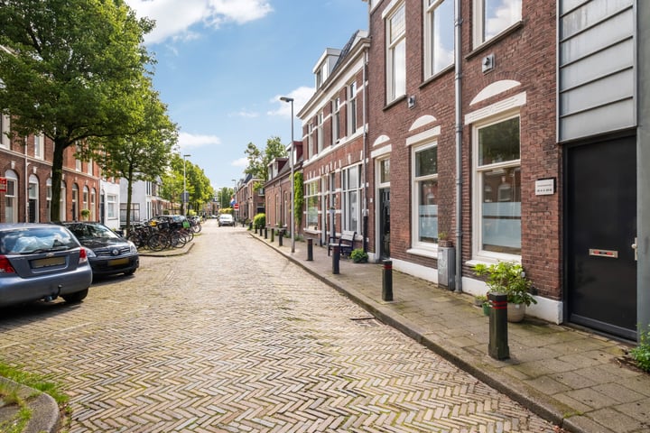 Bekijk foto 17 van Zandhofsestraat 121-B