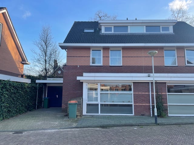 Pioenroosstraat 9