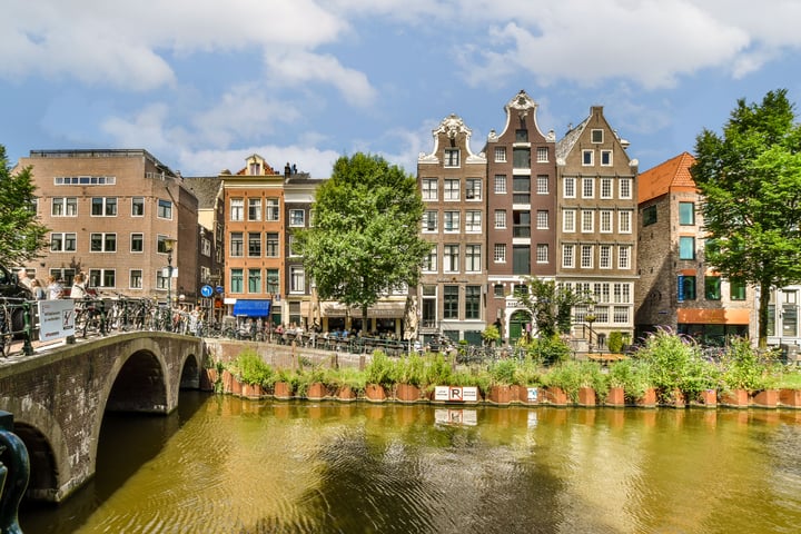 Bekijk foto 12 van Oudezijds Voorburgwal 43-D