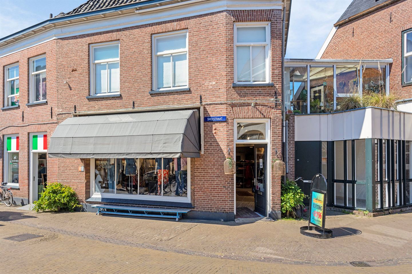 Bekijk foto 1 van Smeestraat 2