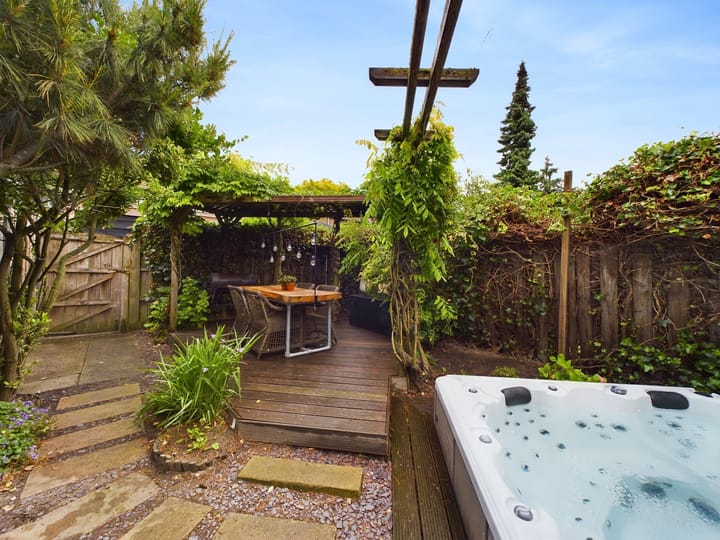 Foto 3 van Kamillestraat 35