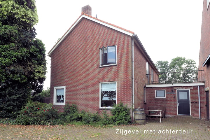 Bekijk foto 3 van Zuiderzeeweg 8