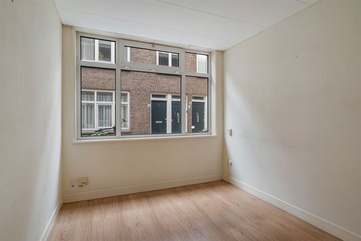 Bekijk foto 9 van Ooststraat 85