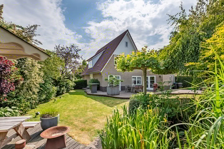 Foto 21 van Meertenshof 10