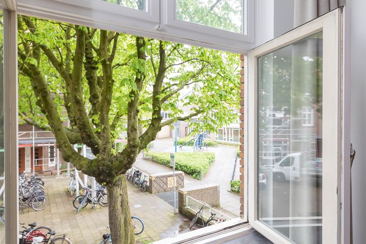 Bekijk foto 5 van Lanseloetstraat 44-1