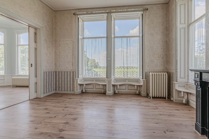 Photo 14 of Oosteinde 45