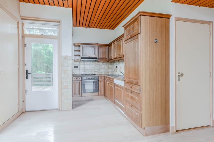 Photo 17 of Oosteinde 45