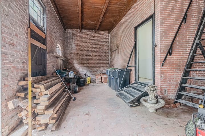 Photo 26 of Oosteinde 45