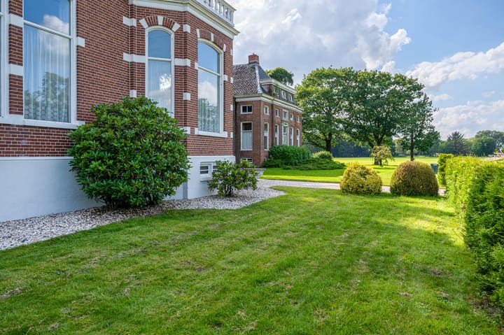 Photo 44 of Oosteinde 45