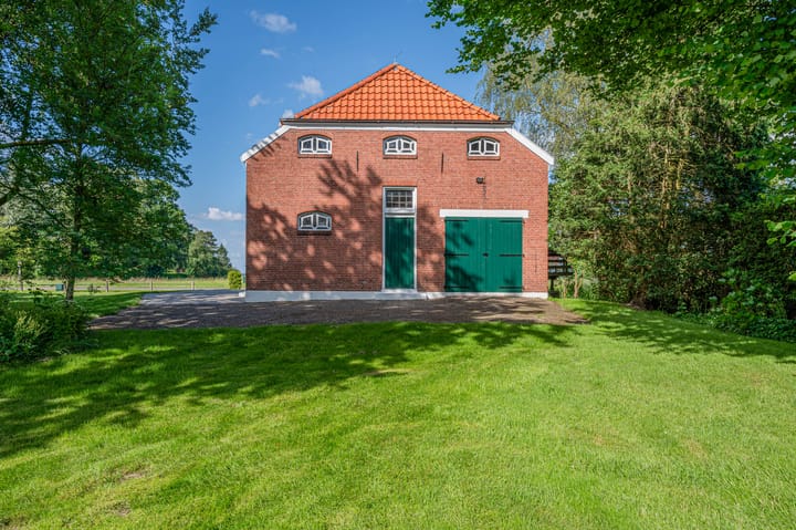 Photo 55 of Oosteinde 45