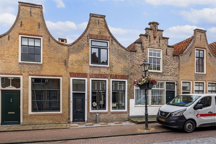 Bekijk foto 1 van Kaaistraat 12