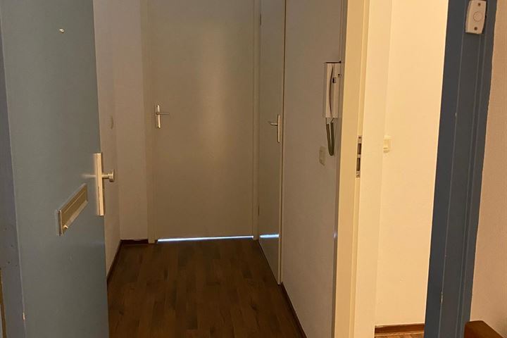 View photo 4 of Prins Bernhardstraat 1-F078