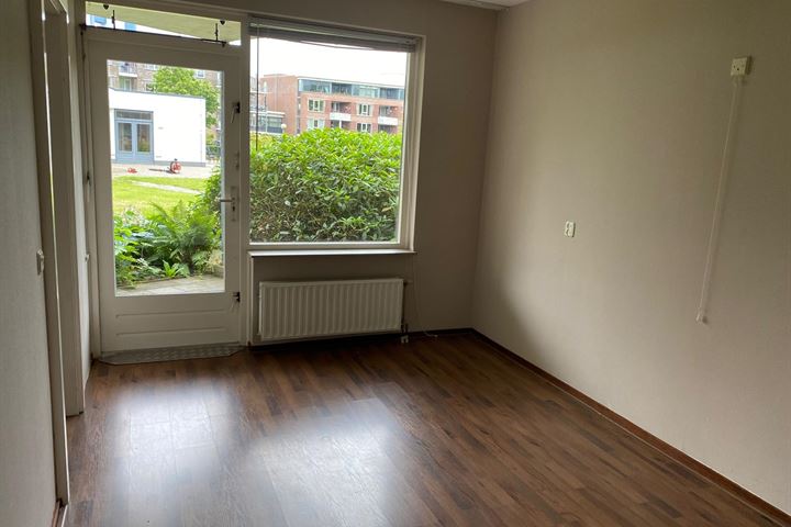 View photo 10 of Prins Bernhardstraat 1-F078