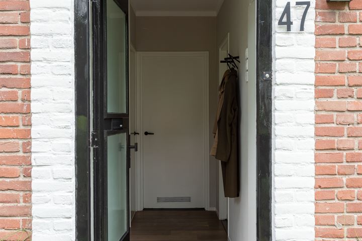 Bekijk foto 9 van Lijsterstraat 47