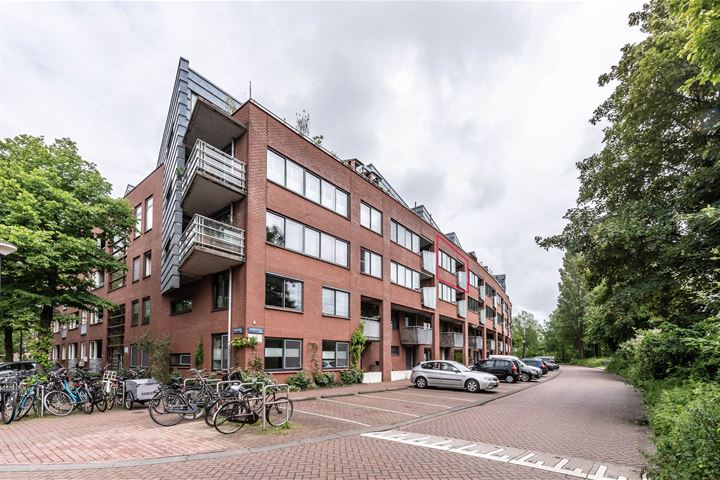 Bekijk foto 1 van Celebesstraat 140