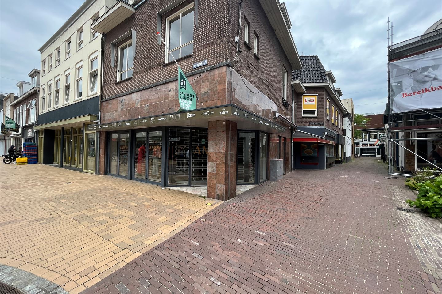 Bekijk foto 1 van Kruisstraat 2