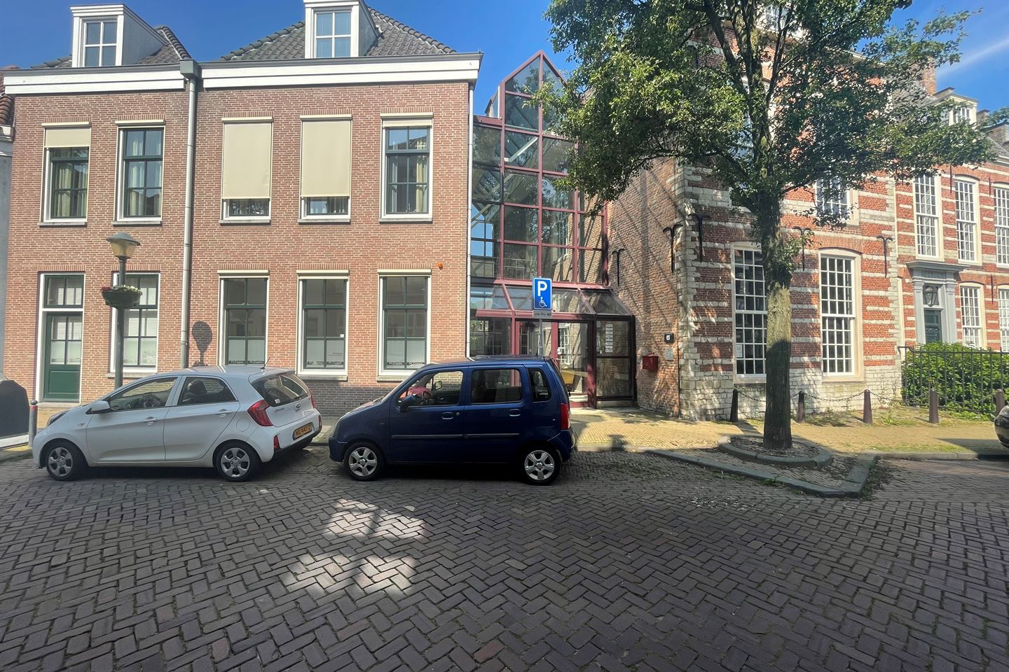 Bekijk foto 1 van Molenstraat 34