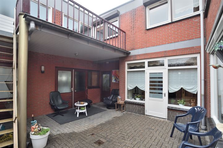 Bekijk foto 23 van Bremstraat 51