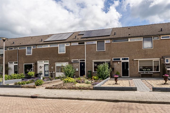 Bekijk foto 32 van Lijsterbesstraat 31