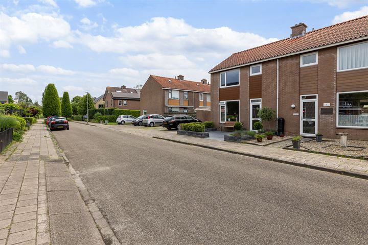 Bekijk foto 4 van IJsselstraat 13