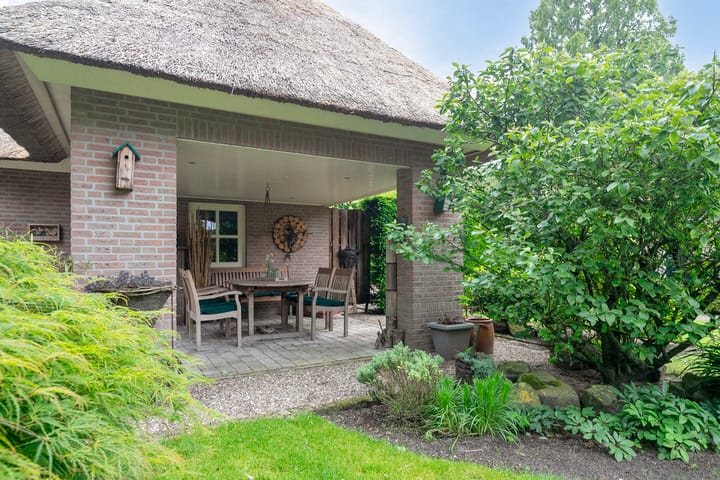 Photo 44 of Burgemeester van Erpstraat 49