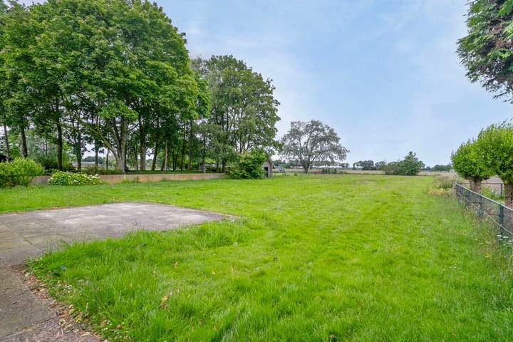 Photo 58 of Burgemeester van Erpstraat 49