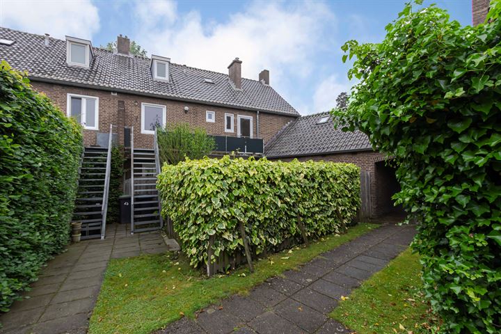 Bekijk foto 33 van Pluijmaekersstraat 25