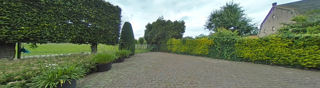 View 360° photo of achtertuin of Burgemeester van Erpstraat 49