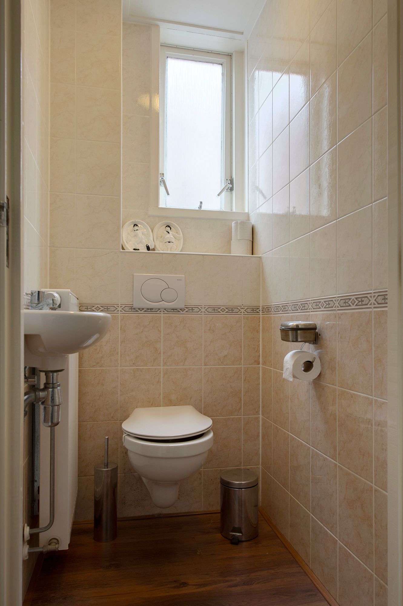 Photo 14 of Burgemeester Venemastraat 15