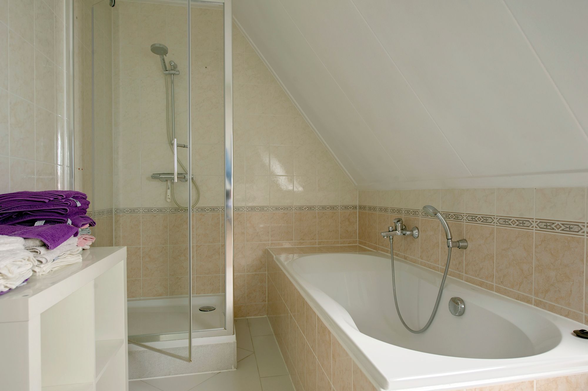 Photo 21 of Burgemeester Venemastraat 15