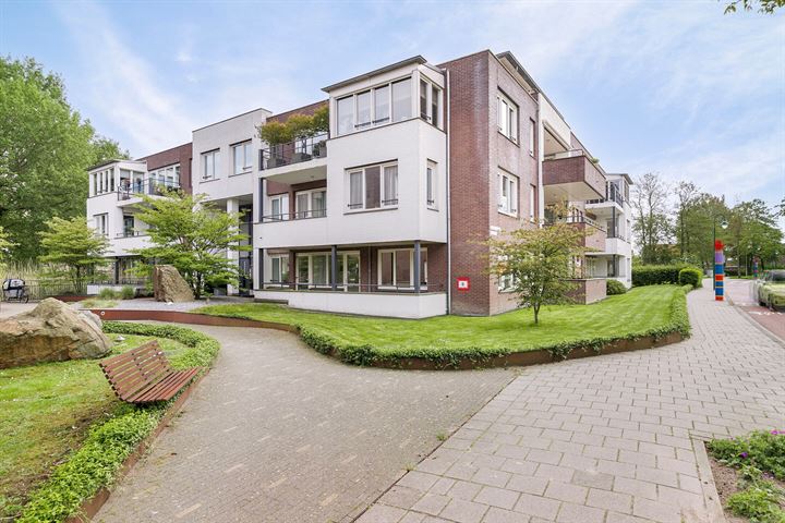 Bekijk foto 1 van Dr. Kortmannstraat 43