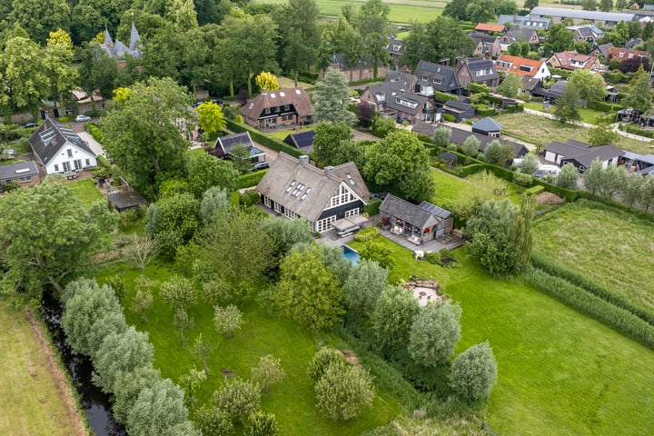 Bekijk foto 66 van Nieuw-Loosdrechtsedijk 153