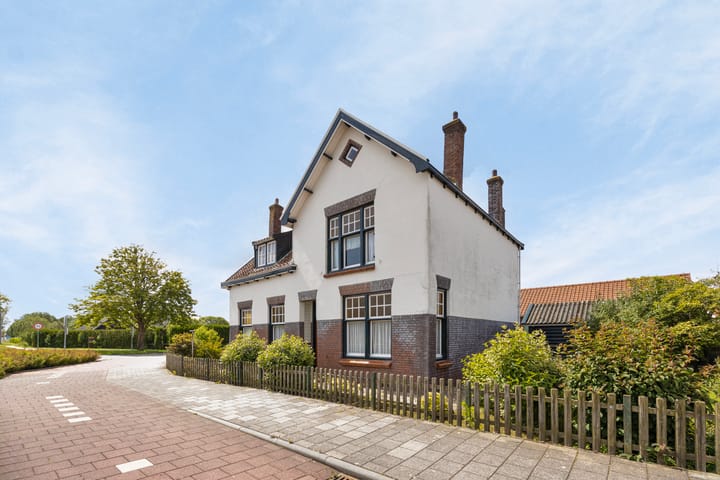 Foto 3 van Stationsweg 1