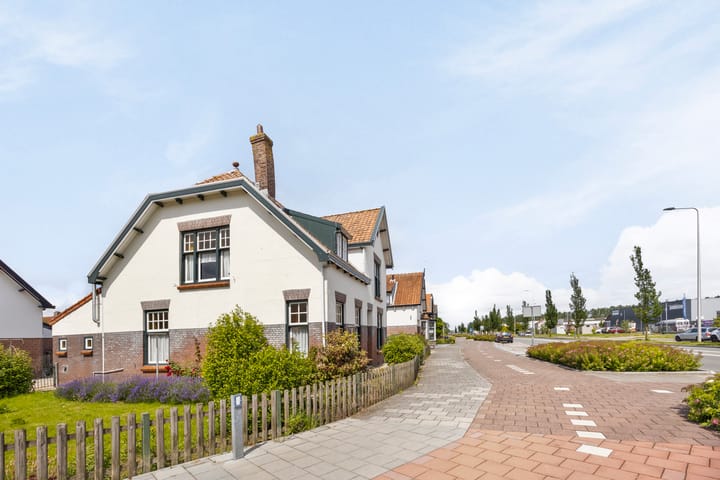 Foto 5 van Stationsweg 1