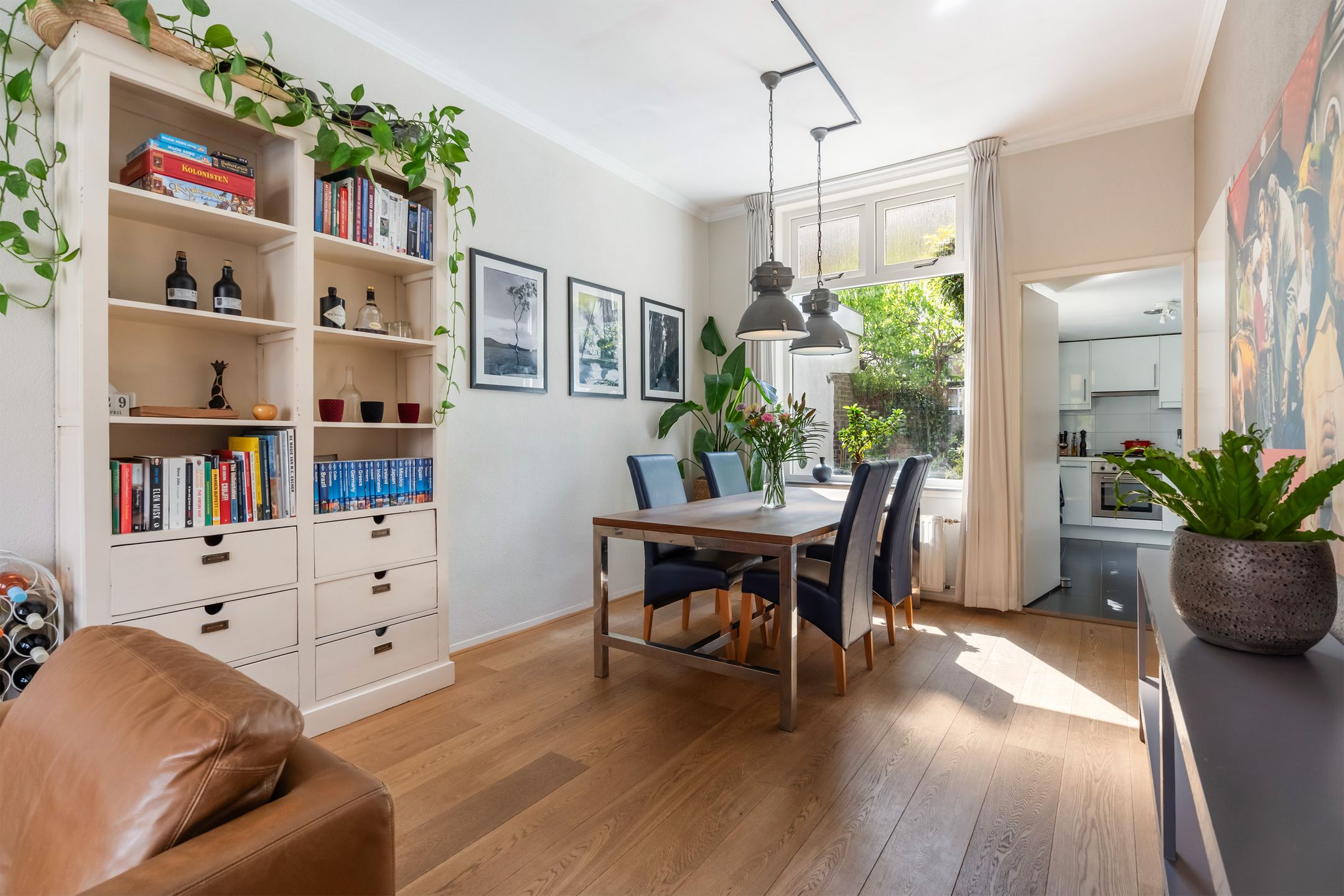 Foto 12 van Riouwstraat 37