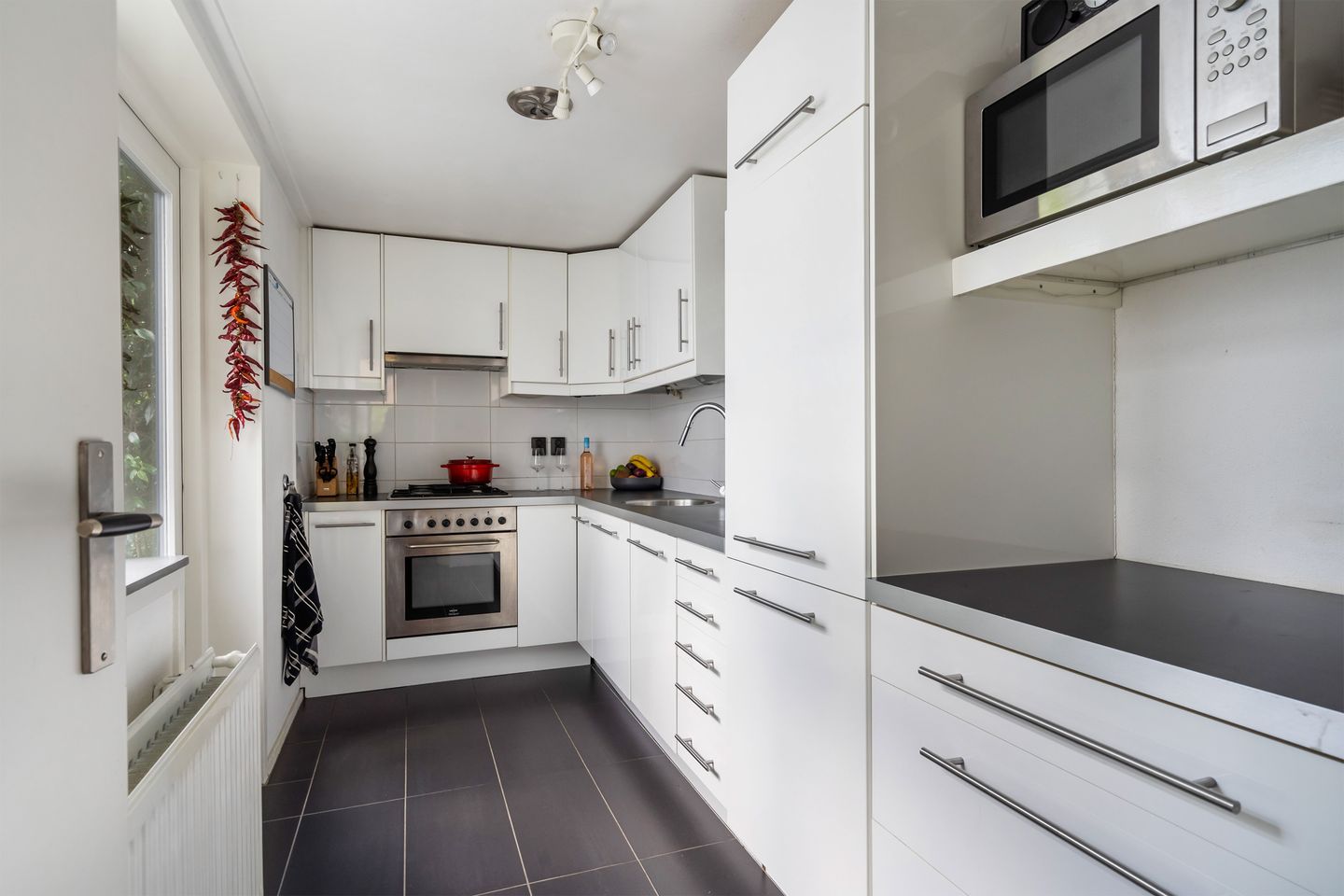 Foto 14 van Riouwstraat 37