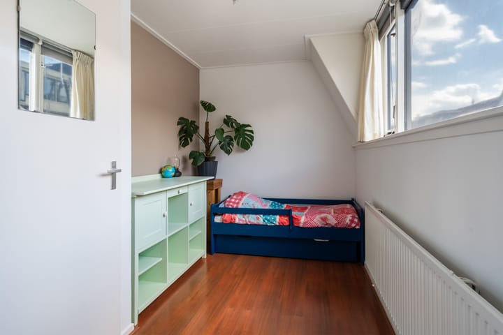 Foto 25 van Riouwstraat 37