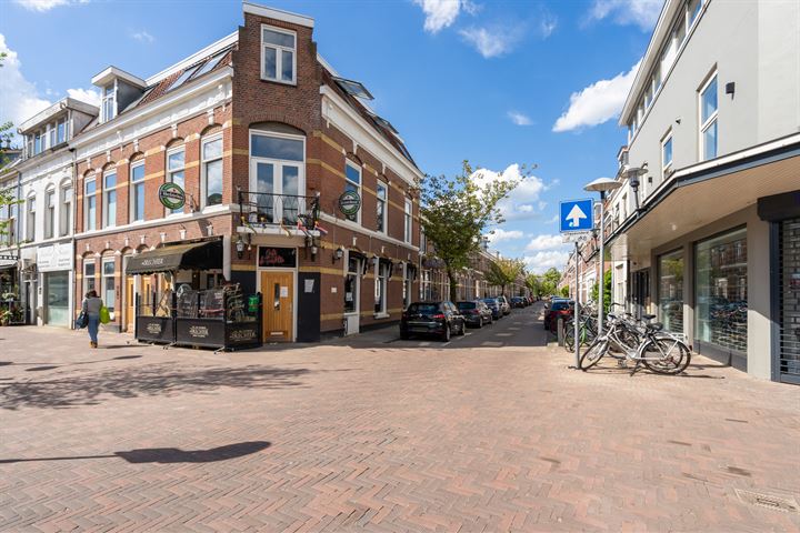 View photo 31 of Riouwstraat 37