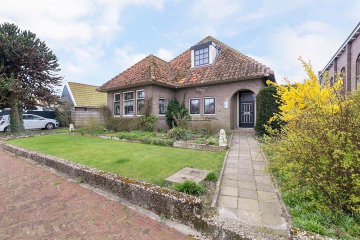 Foto 1 van Schoolstraat 8