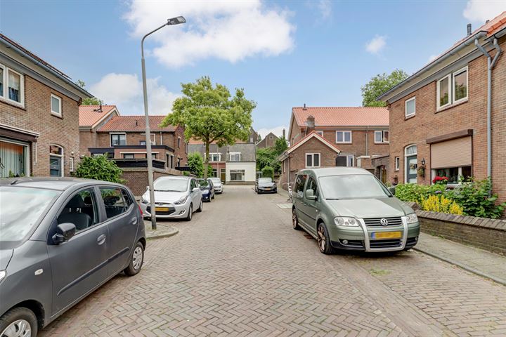 Bekijk foto 3 van Papaverstraat 5