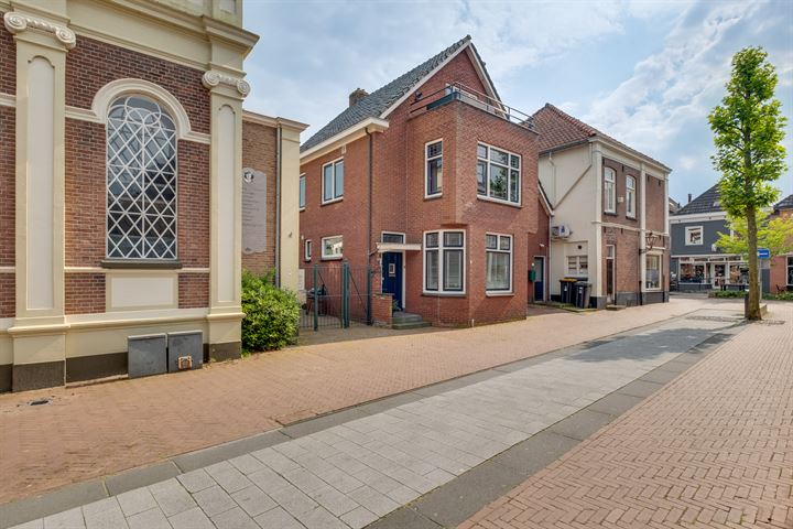 Bekijk foto 2 van Weverstraat 2