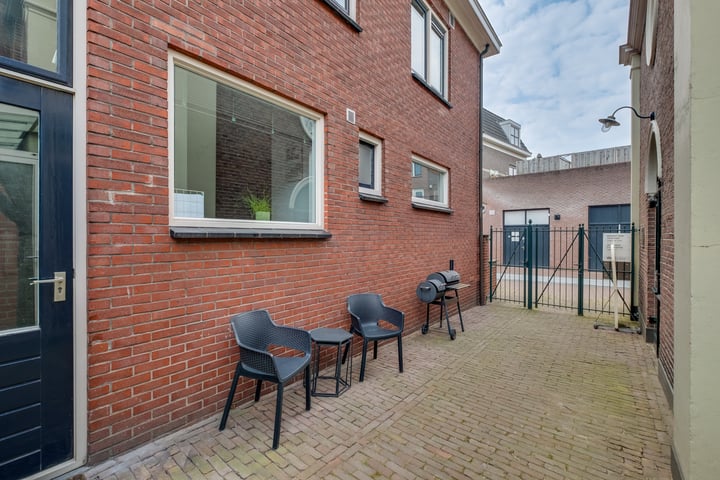 Bekijk foto 30 van Weverstraat 2