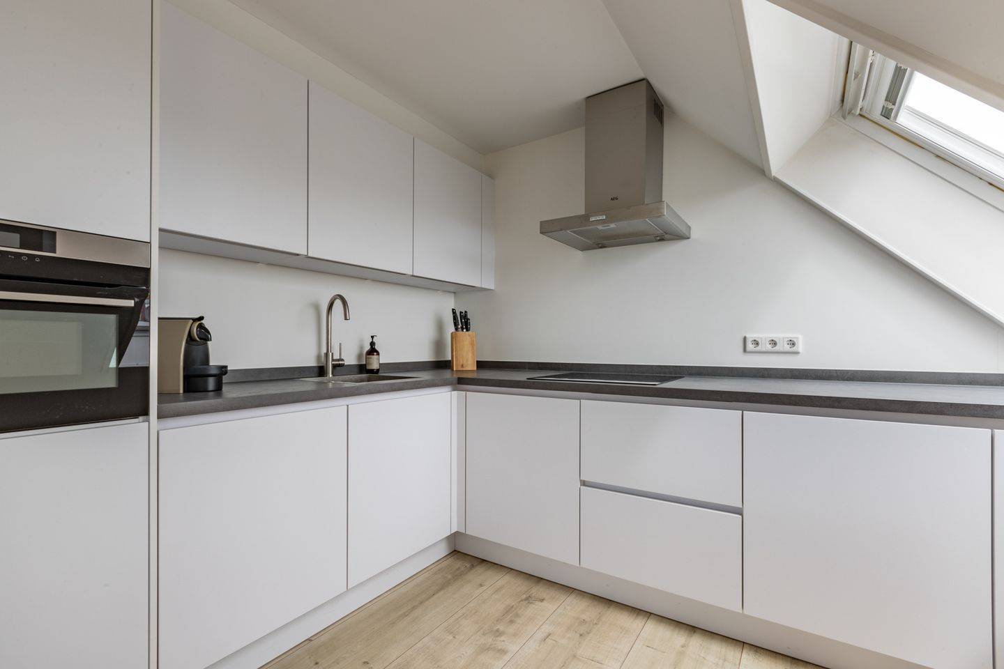 Photo 14 of Dr Wiardi Beckmanlaan 60