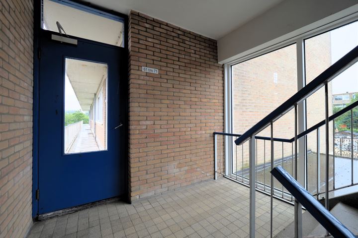 View photo 10 of Beekmanstraat 69