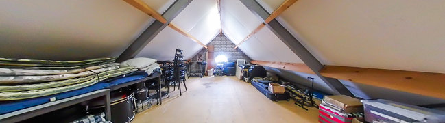 Bekijk 360° foto van Zolder garage van Hoenderstraat 35