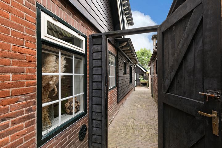 Bekijk foto 5 van Spoorstraat 45