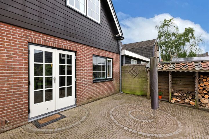 Bekijk foto 41 van Spoorstraat 45