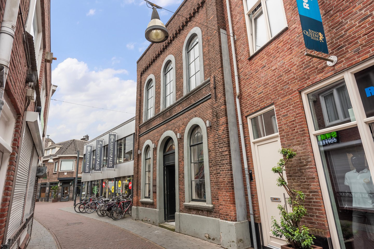 Bekijk foto 1 van Stadsgravenstraat 69